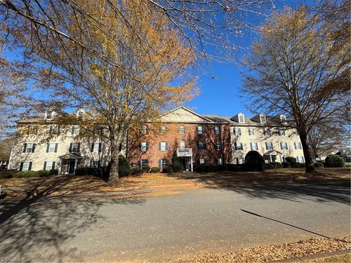 unit-102-107 Oak Wind Dr, Advance, NC, 27006-6792 | Card Image