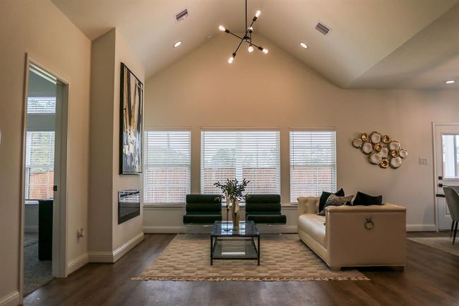 620 Luke St, House other with 3 bedrooms, 2 bathrooms and null parking in Dayton TX | Image 4