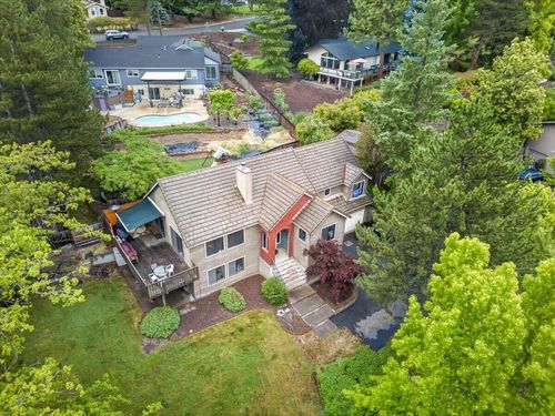 1477 Angel Crest Dr, Medford, OR, 97504-9070 | Card Image