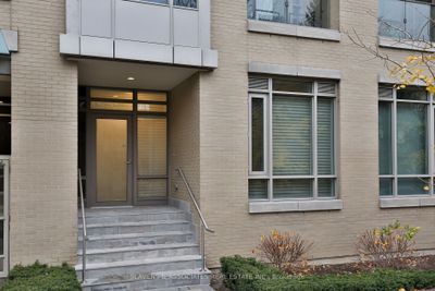 102 - 60 Berwick Ave, Condo with 1 bedrooms, 1 bathrooms and 1 parking in Toronto ON | Image 2