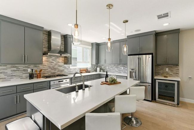 3069 Neves Rd, Townhouse with 4 bedrooms, 4 bathrooms and 2 parking in San Mateo CA | Image 22
