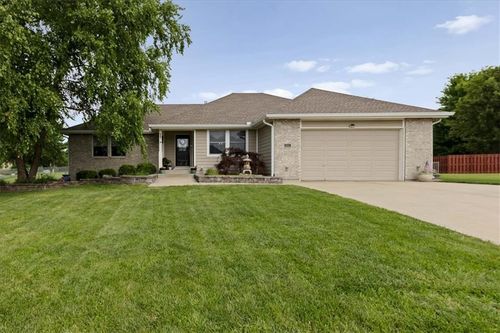 603 Canyon Dr, Pleasant Hill, MO, 64080-1961 | Card Image