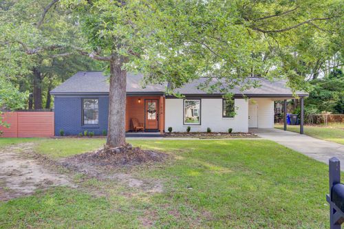 7674 Chippendale Rd, North Charleston, SC, 29420-8854 | Card Image