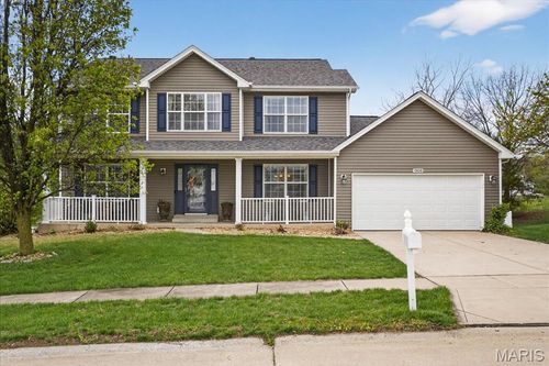 1908 Providence Estate Dr, Wentzville, MO, 63385-3717 | Card Image