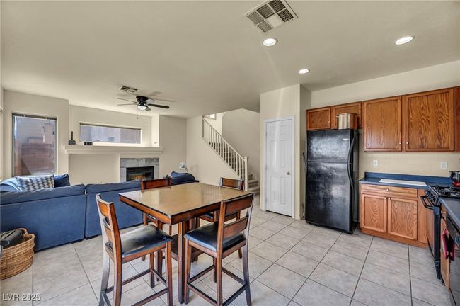 8421 Cheerful Brook Ave, House other with 5 bedrooms, 3 bathrooms and null parking in Las Vegas NV | Image 19