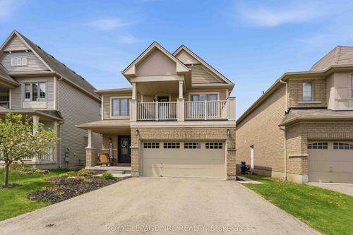 8769 Dogwood Cres, Niagara Falls, ON, L2H0L1 | Card Image