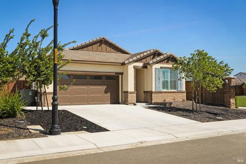 185 Morning Glory Ln, Dixon, CA, 95620-2244 | Card Image