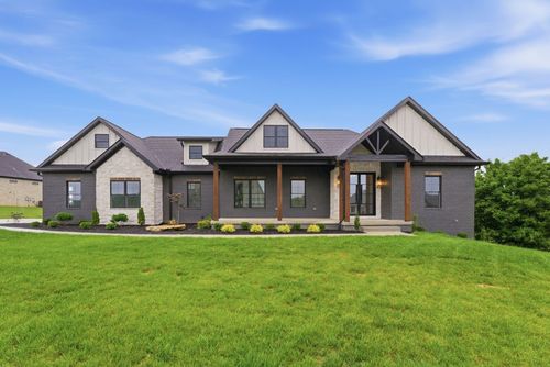 4107 Equestrian Way, Richmond, KY, 40475-8094 | Card Image