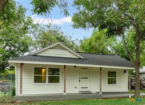 809 E Downs Ave, Temple, TX, 76501-4514 | Card Image