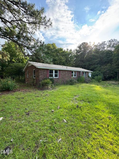 2633 Tanbark Dr, Nashville, NC, 27856-9393 | Card Image