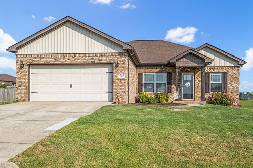 2702 Rushmore Dr, Chapel Hill, TN, 37034-1413 | Card Image