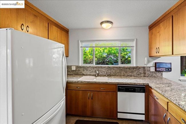 3312 Wisconsin St, House other with 3 bedrooms, 2 bathrooms and 2 parking in Oakland CA | Image 19