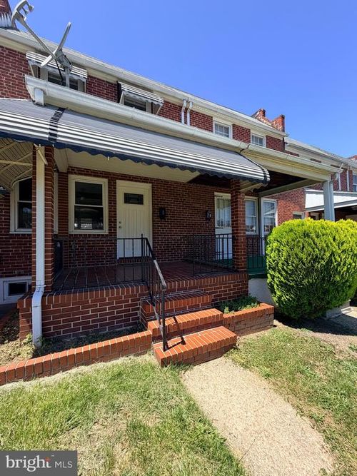7058 Eastbrook Ave, BALTIMORE, MD, 21224-1841 | Card Image