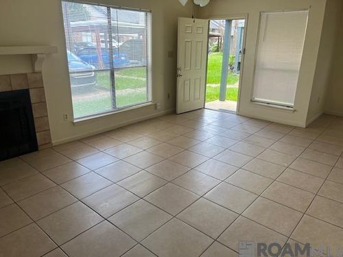 a-155 Marilyn Dr, Baton Rouge, LA, 70815-5609 | Card Image