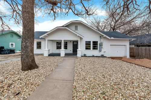427 W Ball St, Weatherford, TX, 76086-2405 | Card Image
