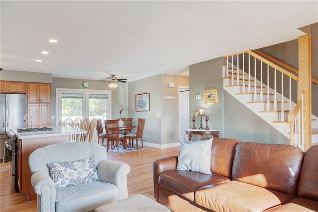 32 Vernon Ave, House other with 3 bedrooms, 4 bathrooms and 3 parking in Bristol RI | Image 7