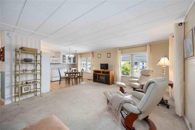 Living Room | Image 11