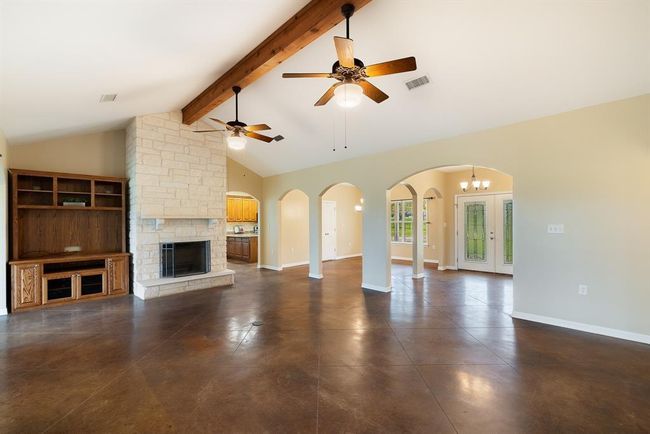 10565 N Highway 77, House other with 3 bedrooms, 3 bathrooms and 4 parking in Lexington TX | Image 13