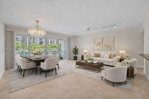 4f-2451 Brickell Ave, Miami, FL, 33129-2432 | Card Image