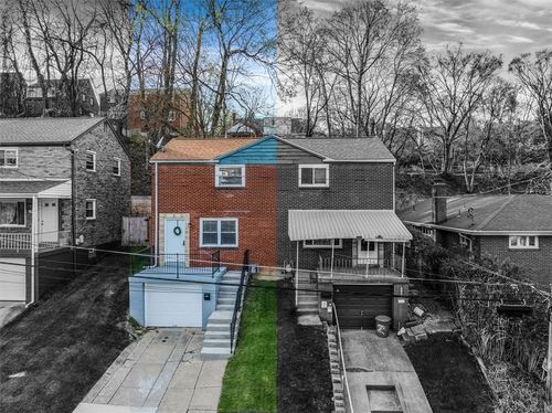 3906 Meadowbrook Blvd, Brentwood, PA, 15227-3414 | Card Image