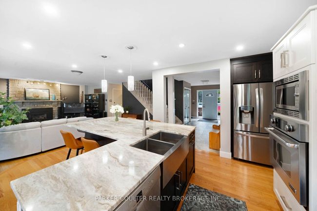 10 Duffys Crt, House other with 4 bedrooms, 3 bathrooms and 7 parking in Minesing ON | Image 16