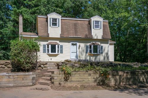 9 Seaverns Bridge Rd, Merrimack, NH, 03054-4503 | Card Image