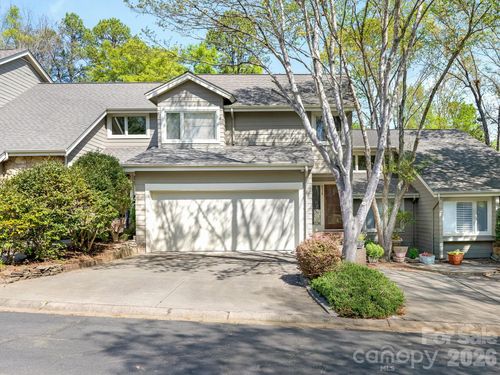 6516 Bentridge Dr, Charlotte, NC, 28226-6106 | Card Image