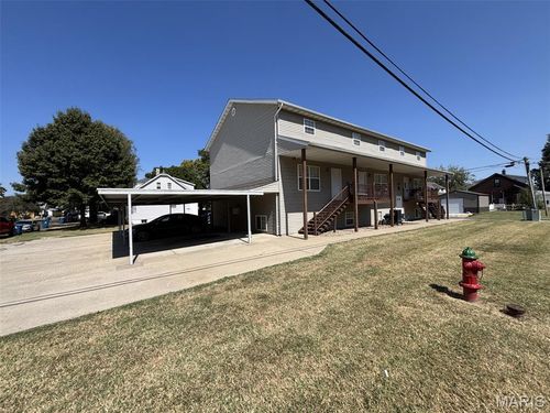 213 Broadway, Highland, IL, 62249-2099 | Card Image