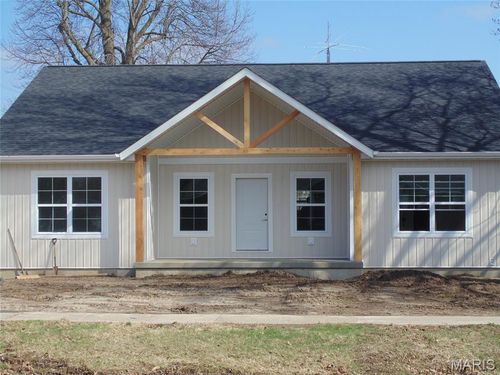 916 N Locust St, Litchfield, IL, 62056-2821 | Card Image