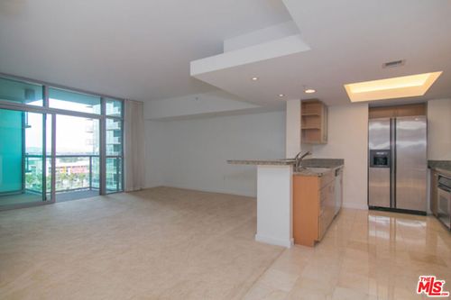 1027-13700 Marina Pointe Drive, Marina del Rey, CA, 90292 | Card Image