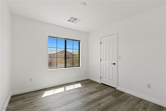 10650 Little Horse Creek Ave, House other with 3 bedrooms, 3 bathrooms and null parking in Las Vegas NV | Image 30