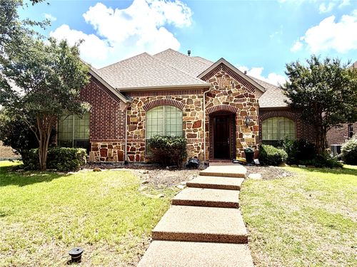 509 S Hampton Ct, Lewisville, TX, 75056-5582 | Card Image