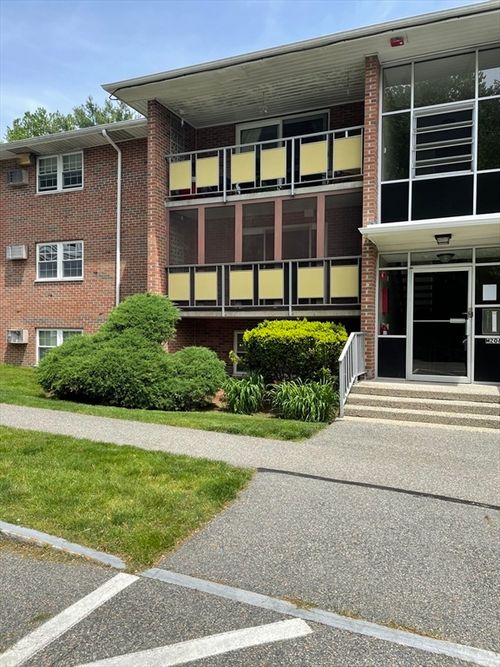 m5-206 Rock St, Norwood, MA, 02062-4923 | Card Image