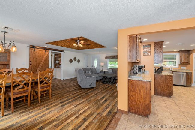 2828 Riverview Rd, House other with 3 bedrooms, 2 bathrooms and null parking in Kingston OK | Image 17