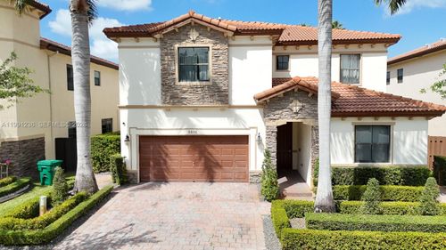 8800 Nw 98th Ct, Doral, FL, 33178-2747 | Card Image