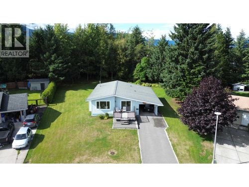 84 Carswell St, Kitimat, BC, V8C1B3 | Card Image