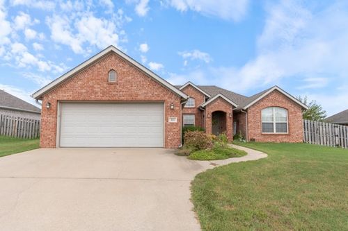 221 Beasley Dr, Centerton, AR, 72719-9475 | Card Image
