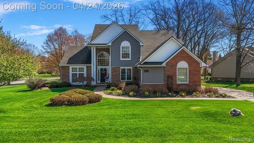 2895 Water Oaks, Orchard Lake, MI, 48324-2486 | Card Image