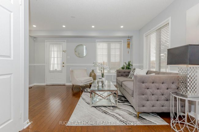 958 Audley Rd N, House attached with 3 bedrooms, 3 bathrooms and 1 parking in Ajax ON | Image 9