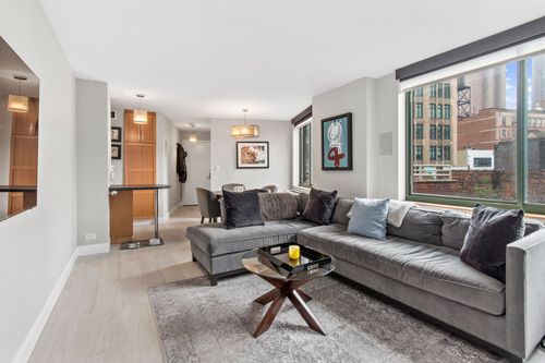 9m-295 Greenwich St, New York, NY, 10007-1053 | Card Image