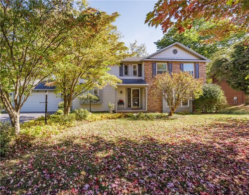 30 Framingham Ln, Pittsford, NY, 14534-1048 | Card Image