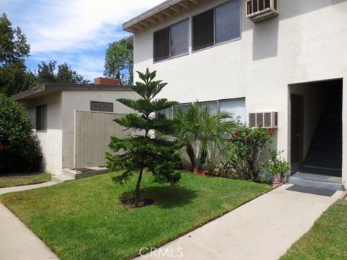 8356 Amigo, Northridge, CA, 91324 | Card Image