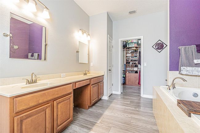 1418 Rushgrove Cir, House other with 4 bedrooms, 3 bathrooms and null parking in DOVER FL | Image 18