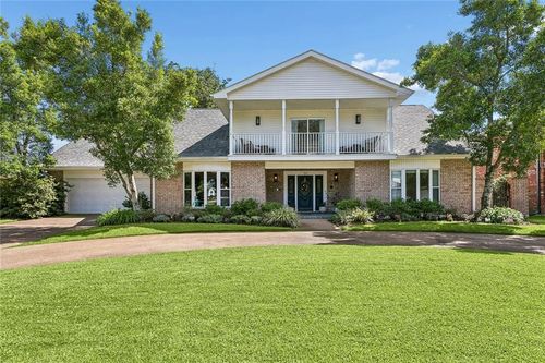 50 Chateau Mouton Dr, Kenner, LA, 70065-1903 | Card Image