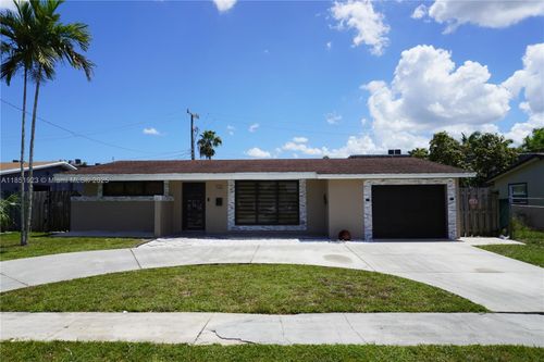 7140 Nw 24th St, Sunrise, FL, 33313-2822 | Card Image