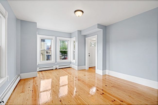 5 Acorn St, House other with 3 bedrooms, 2 bathrooms and 3 parking in Lynn MA | Image 5
