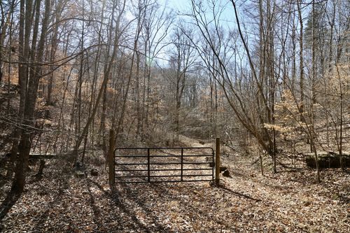 791 Stinson Rd, Bon Aqua, TN, 37025-5062 | Card Image