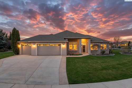 4209 Norma Loop, West Richland, WA, 99353-6902 | Card Image