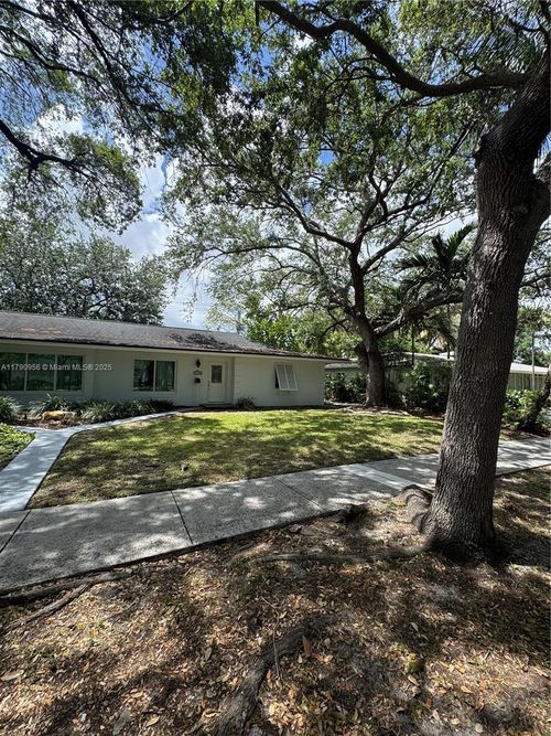 11780-11780 Sw 81st Rd, Pinecrest, FL, 33156-4418 | Card Image