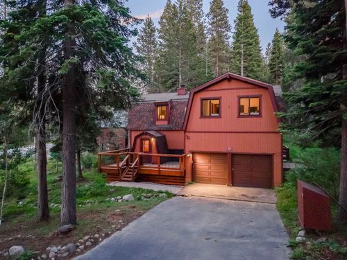 10974 Bolzano Way, Truckee, CA, 96161-6595 | Card Image